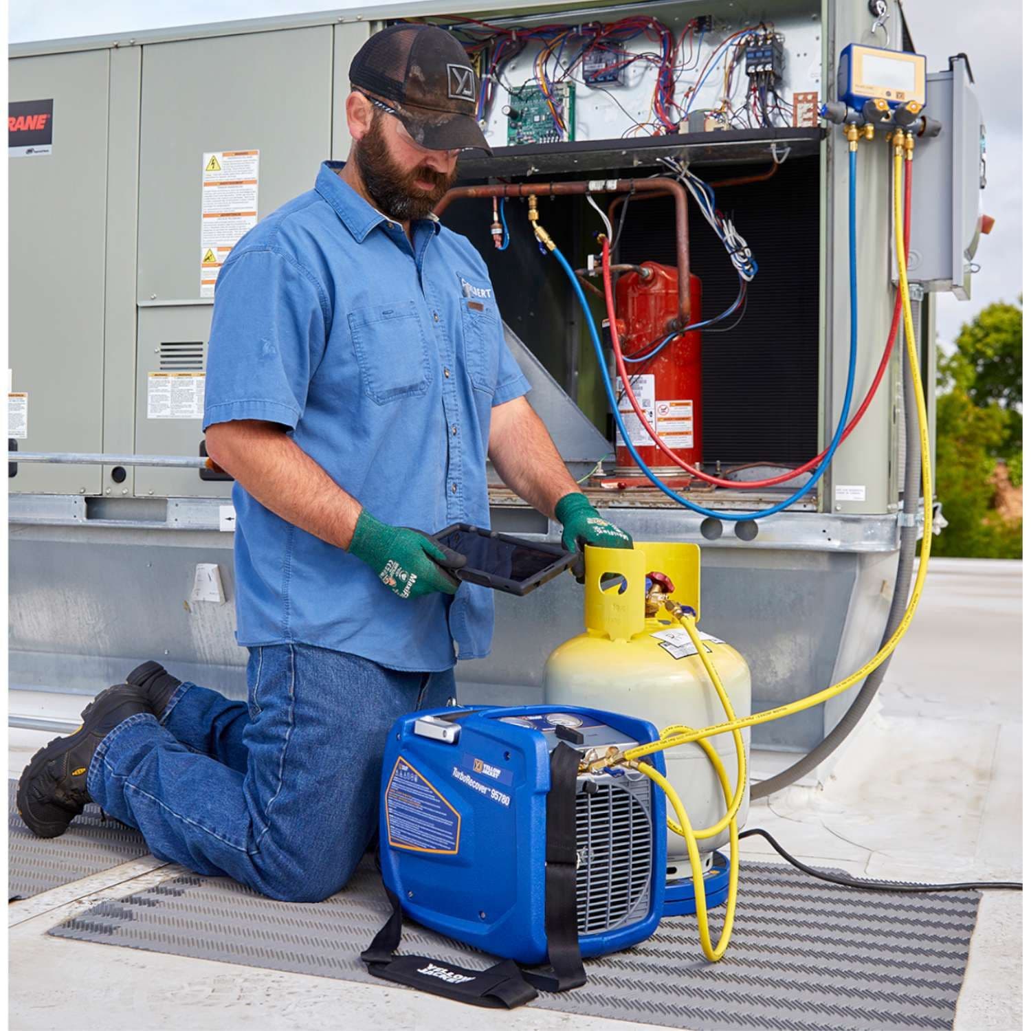 Yellow Jacket TurboRecover Refrigerant Recovery Machine Dual Voltage - Image 3